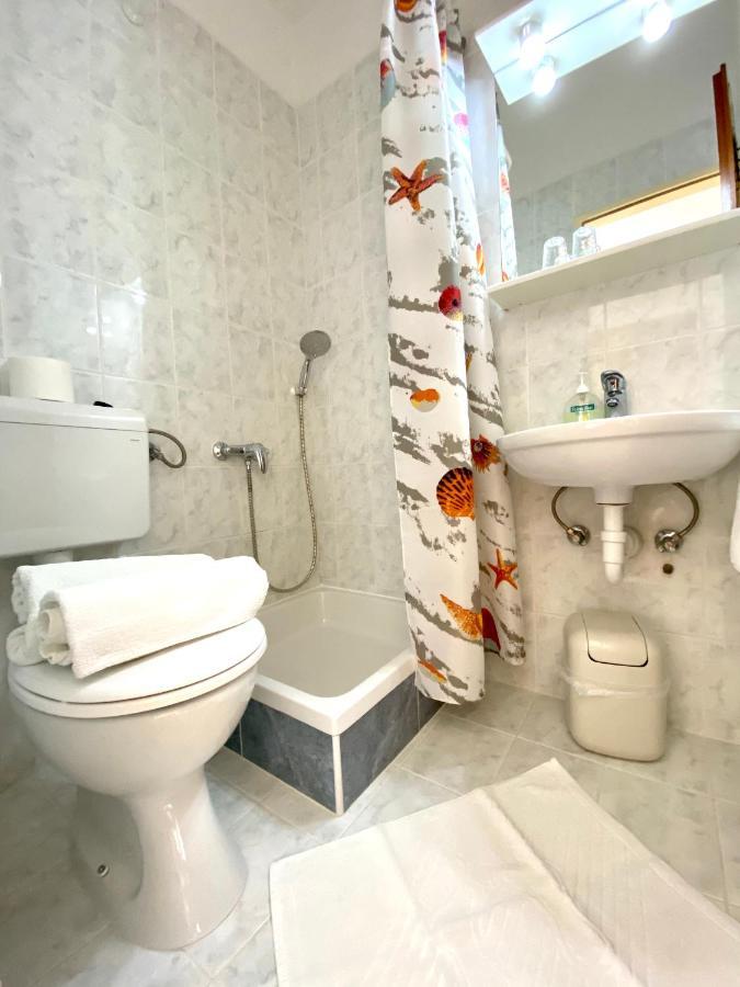Apartment Kurelic Rab