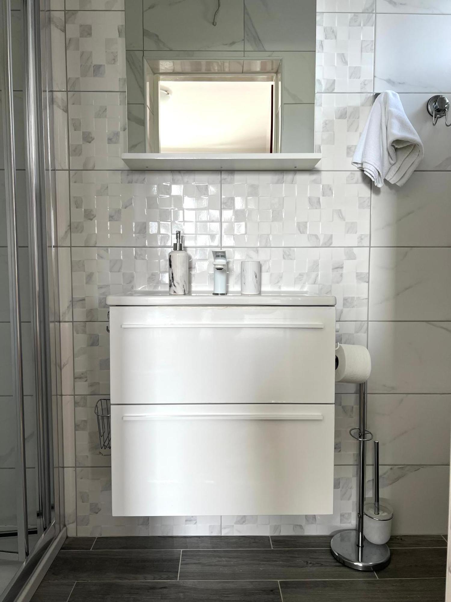 Kurelic Rab Apartment *
