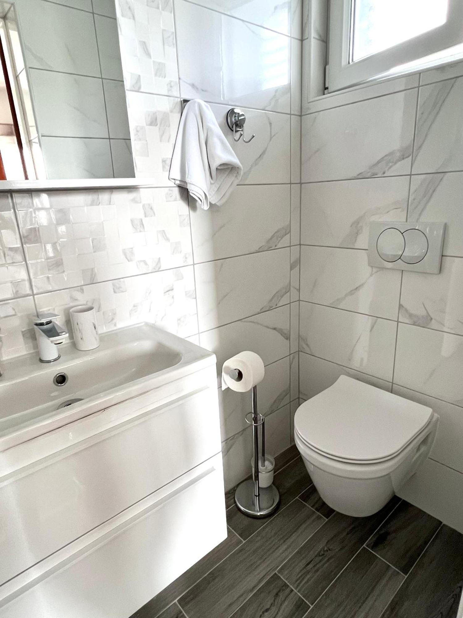 Apartment Kurelic Rab